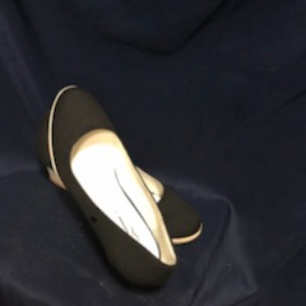 shoes - Picture 4 of 4